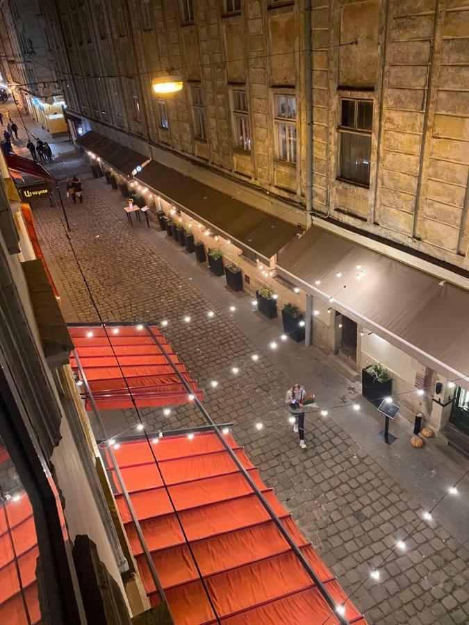 Apartment Cathedral Square Lviv Bagian luar foto